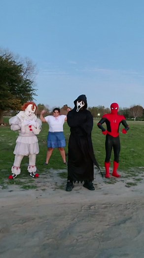 When icons linkup! Tag ur favorite box office movie! @Twisted Pennywise @𝑺𝑷𝑰𝑫𝑬𝑹-𝑴𝑨𝑵 🌐 @Maribel Martinez #ITriedItIPrimedIt #encanto #scream