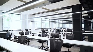 Empty Spacious Office Stock Footage Video (100% Royalty-free) 1007867524 | Shutterstock