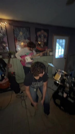 Bringing back Löded diper one video at a time #rodrickrules #lodeddiper #diaryofawimpykid #punk #justinbieber