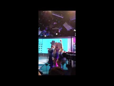 Ne-Yo performs Friend Like Me on GMA