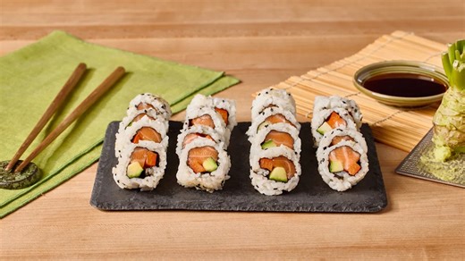 Homemade sushi recipe (four ways!)