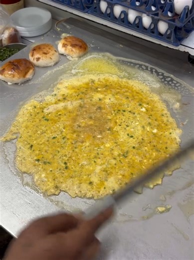 Live India's Fastest Bun Omelette Making 🤤 #indiafood #foryou #fyp #unique #viralfood