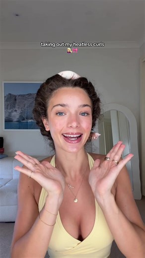 Effortless Heatless Curls Tutorial and Review