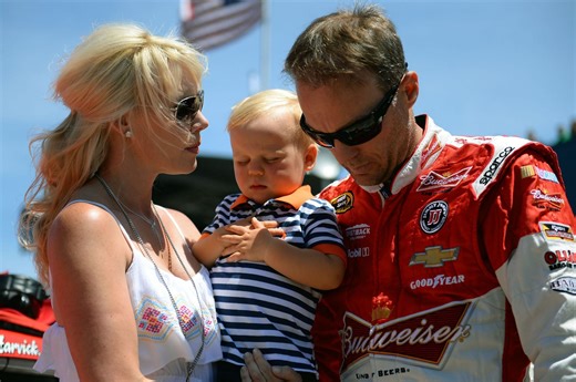 “My heart hurts”: Kevin Harvick’s wife DeLana reacts to SHR’s NASCAR exit