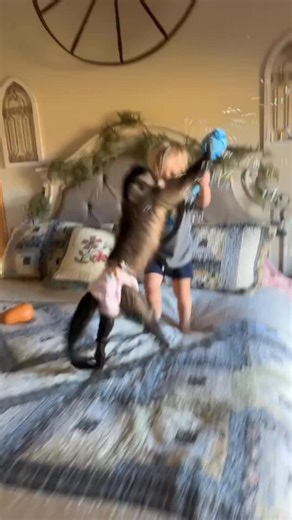 Gaitlyn Rae on Instagram: "There’s no better way than to start your day with GAITLYN RAE!!"