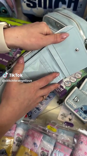 Stitch Lovers: A Celebration of Lilo & Stitch