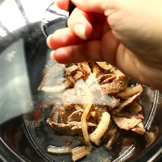 🌟 Get ready for a flavor explosion with these mouthwatering Crock-Pot Steak Sandwiches! 🎉 They're super quick and easy to whip up in your slow cooker, making dinner a breeze. Your family is going to adore these hearty sandwiches! 🥪❤️ Find the link to the recipe and instructions in the first comment below 👇👇👇 | Crock-Pot Ladies