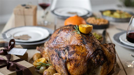How long do I need to thaw out a turkey before cooking it? See what the USDA says