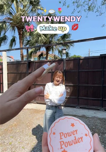 TwentyWendy Makeup Tips and Tricks