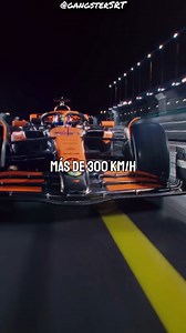 2M views · 74K reactions | ️ Esto pasa en un auto de Fórmula 1 a 300 km/h ⚙️ #formula1 #autos #carreras #piloto | Gangster SRT | Facebook