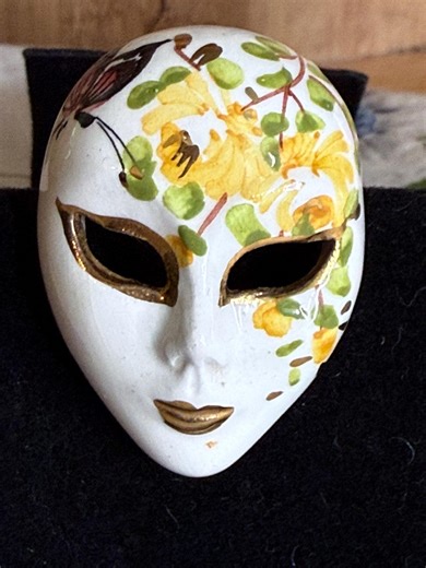 Vintage Italian Hand Painted Mask Brooch | Decorato a Mano Porcelain Pin | Venetian Style Floral Face Brooch - Etsy