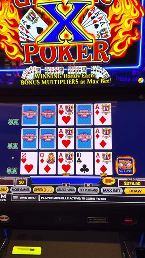 Ultimate X dealt straight leads to 8x multipliers on 3 hands! #poker #videopoker #casino #vegas