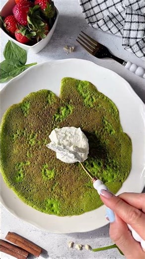 Green pancakes with spinach (gluten-free)