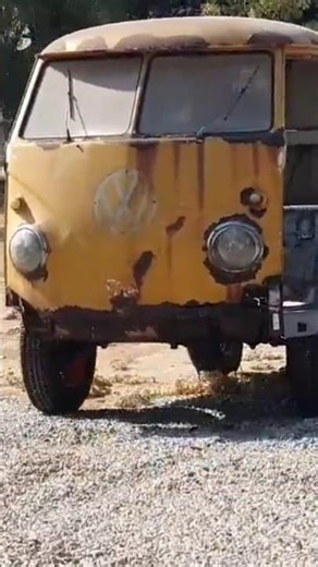 Rusted Out VW Single Cab Cherry Picker – SO10 Ruthmann Bucket Truck Restoration