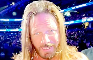 AJ Styles Shouts Out Two AEW Stars While Refusing To Sign Replica Belt (w/Video)