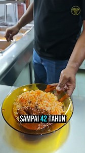 Kedai lejen. kalau tak sedap, takkkan sampai lebih 40tahun meniaga. #makanbestjohor #briyani #lambshank Roslin Beriani House | Makan Best Johor