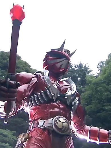 Kamen Rider Hibiki Kurenai: A Closer Look