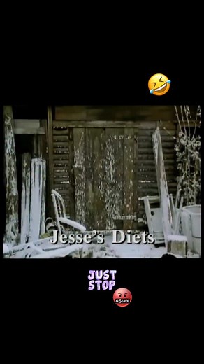 😂 “That’s Amazing!” — FUNNY OMG 😆 The Fast Show (1990s) When your guest just can’t stop swearing… and the host pretends it’s perfectly fine. This legendary Fast Show sketch features Shane Donoghue as the “enthusiastic guest” and Paul Whitehouse holding it together (barely). Pure 90s brilliance — fast, absurd, and so British it hurts. Every time he says “That’s amazing!”, you know it’s about to go wrong. #reels #reelitfeelit #reelsinstagram #england #comedygold #britishcomedy #classictv #TheFas