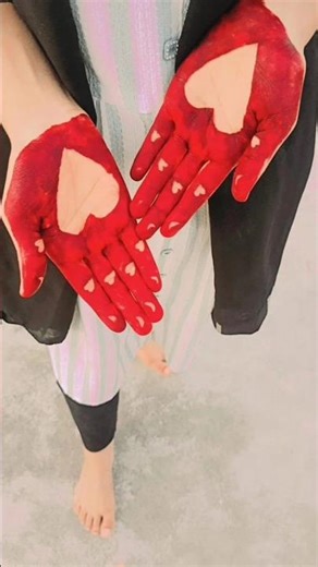 "Pyar bhari Mehandi ❤️ Simple but stylish heart design 💕 #MehandiLove"