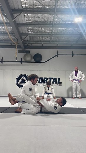 Learn the Flower Sweep Technique for Brazilian Jiu-Jitsu