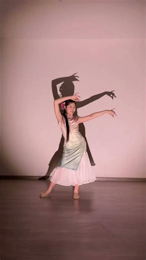 Magic Hand Trick: Transform Clouds into Rain