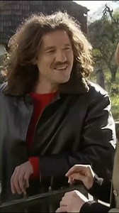 1.5M views · 17K reactions | Tamo ribe idu peške Serija: Moj rodjak sa sela (2008-2011) IMDb rejting 7.5/10⭐️ | Munjematografija | Facebook