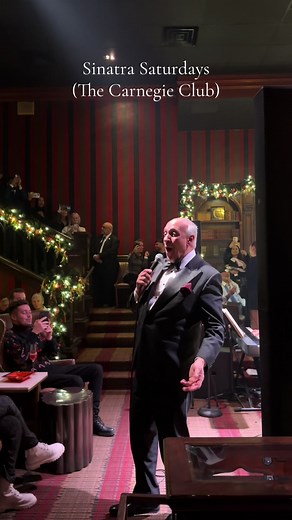 🎷 Sinatra Saturdays at The Carnegie Club 🎩 ✨ Know before you go: • Table reservations sell out 1–2 months ahead • Showtimes: 5PM | 8PM | 10:30PM • No res? Come early for standing room Classic NYC vibes ✨🍸🎶 #newyorkcity #sinatra #saturdaynightlive #thingstodoinnyc #viralvideo
