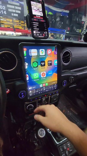 The best tesla styles for any vehicle. This is a 2020 jeep wrangler leaving our shop with a new and improved screen with features not even 2024 vehicles have!!! Losing no factory functions with Wireless applecarplay, Playstore to download more apps and more!!! #caraccessories ##carupgrades #primoperucustoms #primoperusounds #wrangler #jeep #saharaunlimited #teslastyleradio #androidradio #radioupgrade #carmod #applecarplay #androidauto