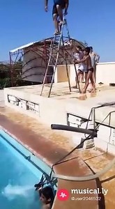 I guess he missed the sticker not to stand on that step. | Funny Videos