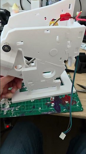 New design Shoulder Joint for inmoov using stepper motor and lead screw