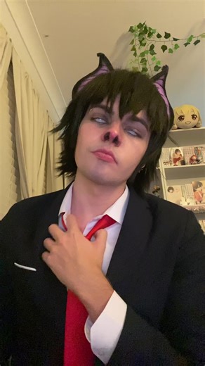 The Struggles of Wearing Fang Fangs in Cosplay