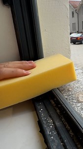 Beamish on Instagram: "Window sponge cleaning trick 🪟🧽 #quick #easy #windowcleaning #spongetrick"