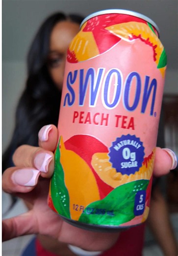 Healthy finds at BJ’s lately >>> 💙✨ Picked up the new @SWOON 15-pack during my grocery run and I’m officially obsessed. Such an easy swap when I want something refreshing without all the extra sugar. The Peach Tea, Raspberry Tea, and Half & Half flavors are SO good and honestly perfect to keep stocked in the fridge for busy days. Definitely adding Swoon to my regular BJ’s run 🤍 #healthyswaps #swoonpartner #bjsfinds