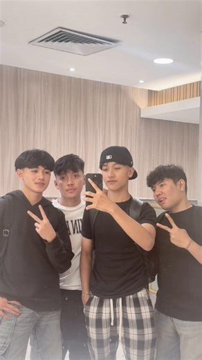 ysf (@ysffmaulanaa)’s videos with You dont even know me Sky azure - 𝑺𝑲𝒀 𝑨𝒁𝑼𝑹𝑬 🏹