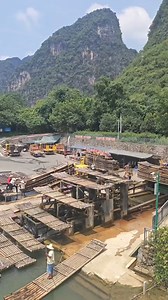 1.5M views · 4.2K reactions | Traditional Boss Boats: Japan's Unique Tourist Experience #Japan #Tourism #TraditionalBoats #CulturalHeritage #TravelExperience | Fact Pulse | Facebook