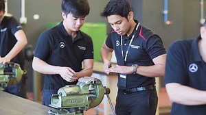 Our Advanced Modern Apprenticeship is now open for applications! Earn while you learn, gain your diploma, along with a host of other qualifications and have a guaranteed employment with the most admired brand in the world. Those eligible to apply are between the age of 17-22 holding 3 Credits in SPM/iGCSE/O-levels/UEC with at least a pass in English. Apply now at : http://form.mercedes-benz.my/ Visit us on 24th March at 12.30pm to find out more! | Mercedes-Benz Malaysia