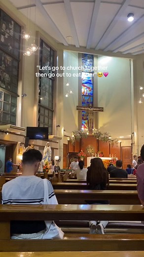 Church Date Ideas for a Romantic Relationship