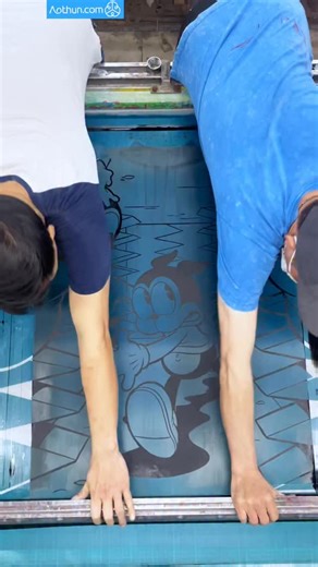 AOTHUN.COM - ALL OVER PRINTING on Instagram: "✅ Showcase your brand’s boldness with uninterrupted designs that capture attention and build loyalty 👉DM us to create products your customers will trust and love Thank you @rockinpins @fleischertoons @alexkirtoon for allowing us to share this amazing design with everyone Heavy Weight 100% cotton 280 gsm Streetwear Form Screen Printing Zero-Feeling®️ Printing — We are passionate about creating All-Over Discharge Screen Printing products because: 1️⃣