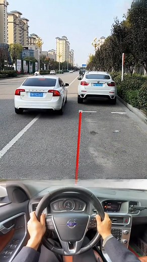 Master the art of reverse parking 🅿️. #drivinghacks #drivingskills #drivinglessons #Parking | Driving Hacks