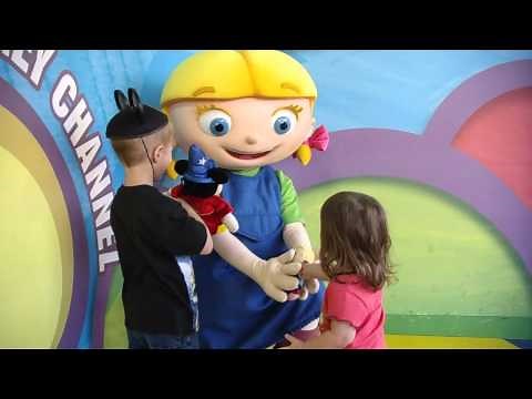 Meeting Annie from Little Einsteins