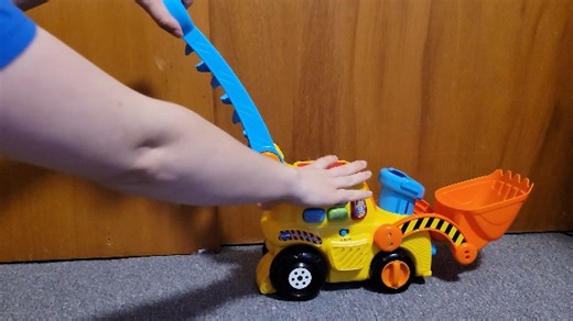 Watch Vtech Push & Pop Bulldozer Review on Amazon Live