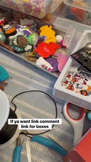 Cute boxes to organize beads and making custom dangle book marks #dangles #beads #beadedjewelry #keychains #toystory #pippilongstocking #strawberryshortcake #CareBears #purses | Made With Love Country Crafts by Tracy