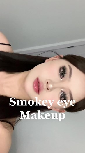 Smokey Eye Makeup Tutorial for Beginners