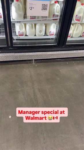 Wow 2 cents what a deal 🤩 Credit: noah.exel / TT Follow @northlycanada for more Canada content! DM us your videos/photos to be featured on the page! We aim to keep our space respectful. Hate/ racism comments are not tolerated and will be removed to the best of our capabilities. #northlycanada #canada #toronto #brampton #ottawa | Northly Canada