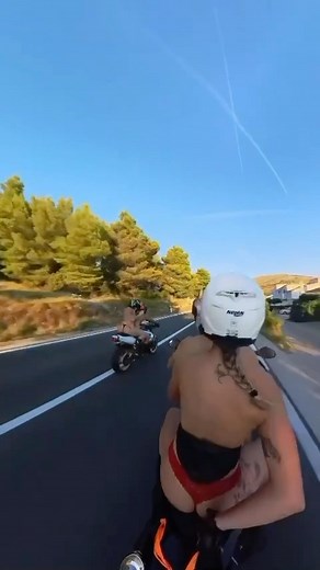 MOTORCYCLE CROATIA on Instagram: "❌ #motorcycle_croatia ❌ #motorcycle_croatia_team❌ hvala našoj rokerici ❌ @tamara_mklssy ❌"