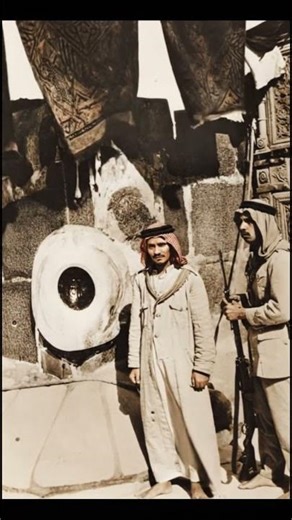 Mecca, as our grandfathers saw it. 🕋✨​#Mecca #History #Islam #Kaaba #Hajj