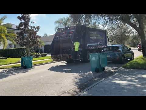 Part 1 Kowalt Heil rear loader on post Xmas recycling