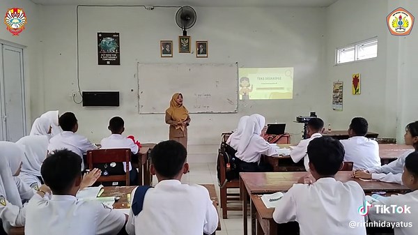 Vidio edit Ukin 30 menit, materi Teks Deskripsi. Model PL Semangat pejuang S.Pd.Gr. badai pasti berlalu. #merdeka #2025 #ukin #ukinppg #gurutiktok #guru