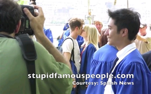 超凡蜘蛛侠2（毕业典礼片场拍摄花絮）The Amazing Spider-Man 2 Peter Parker kissed Gwen Stacy