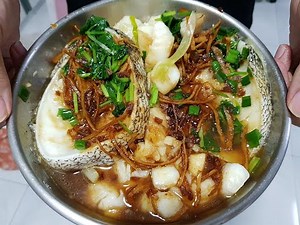 BEST WAY TO STEAM A COD FISH- Chinese Steamed Cod fish Recipe " Just 15minutes !"